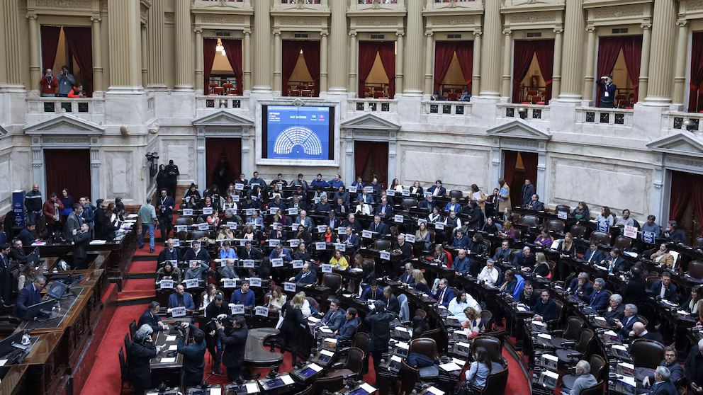 Se levantó la sesión en Diputados en la que iban a tratarse dos proyectos que preocupan al Gobierno